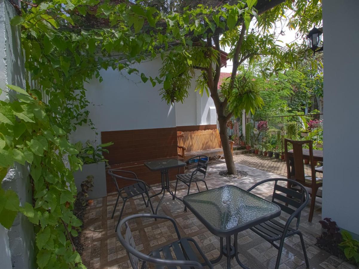 Oyo 771 Darius' Residences 몰볼 외부 사진